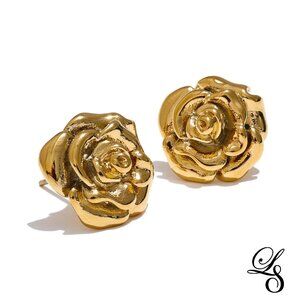 🌹New 18K Gold Rose Flower Stud Earrings 🌹